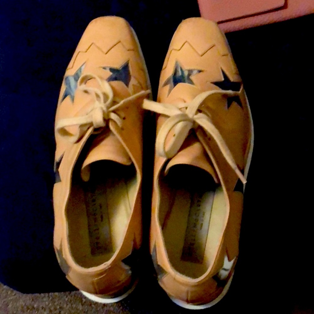 Platform shoes beige